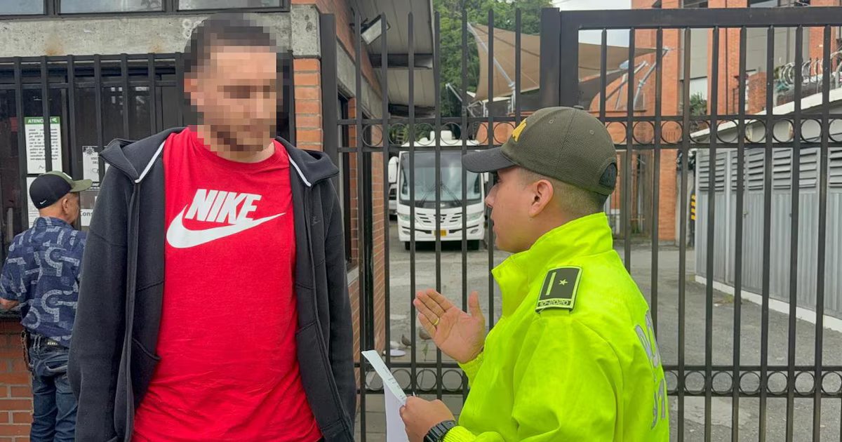 Cayó en Medellín alias Pulga, integrante de Los Chatas: tenía condena por tráfico de drogas y estaba prófugo desde 2023