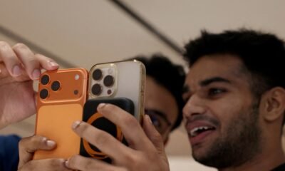 Celulares con arancel 0%: ¿conviene comprar el Iphone 17 Pro Max en la Argentina o en el exterior?