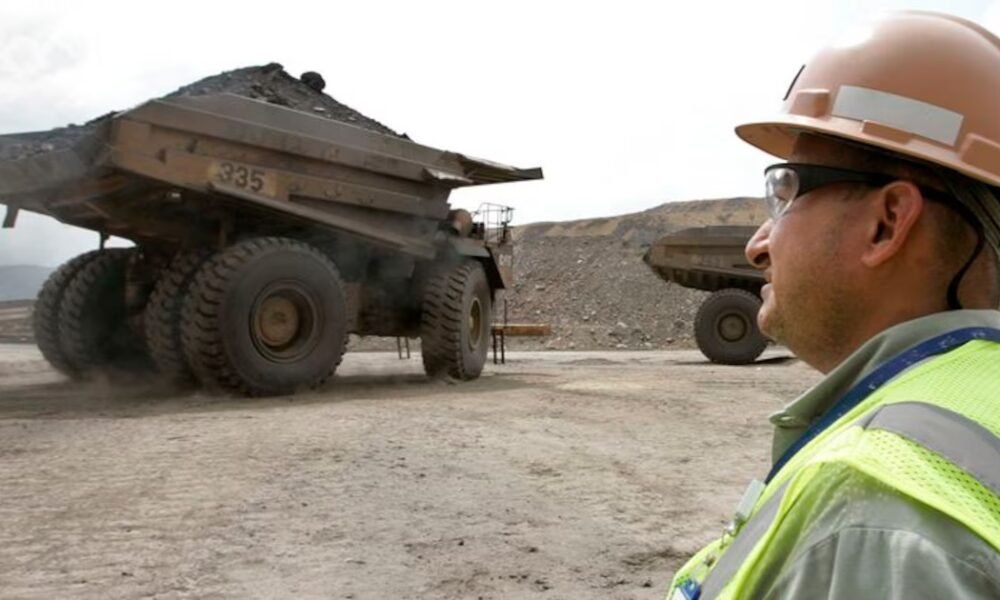 Cerrejón enfrenta 12 bloqueos en enero y advierte afectaciones a su operación minera y a la infraestructura clave