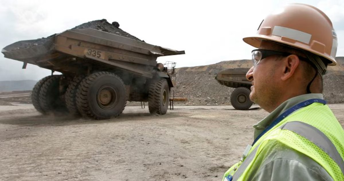 Cerrejón enfrenta 12 bloqueos en enero y advierte afectaciones a su operación minera y a la infraestructura clave