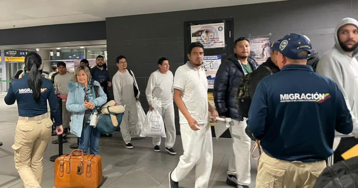 Colombia completó el regreso de más de 6.000 deportados desde Estados Unidos, primer vuelo de 2026 llegó a Bogotá