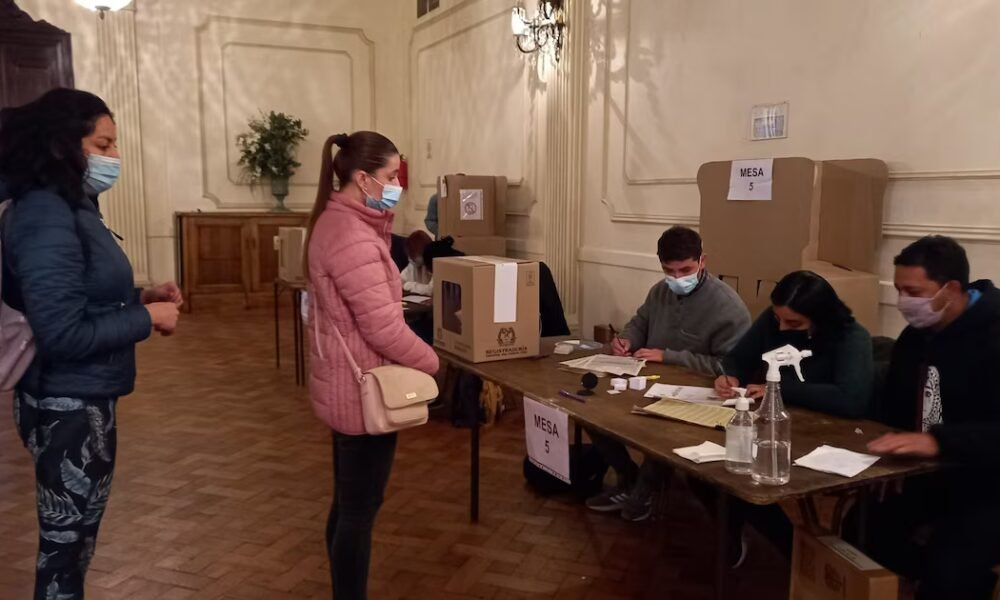 Cuándo y dónde pueden votar los colombianos en el exterior en las elecciones de 2026