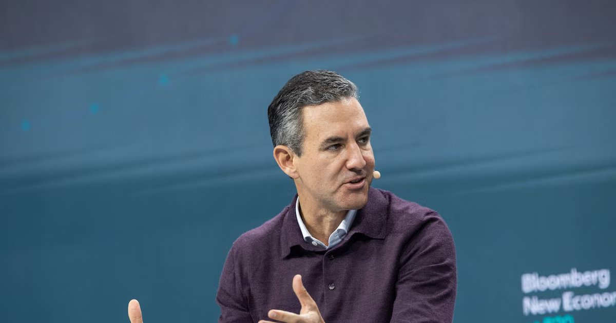David Vélez hizo una lectura incómoda del aumento del salario mínimo en Colombia: “Trae un daño gigantesco”
