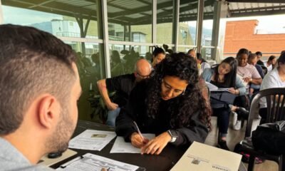 Decreto sobre vivienda social tras alza del salario mínimo abre debate por precios VIS y topes atados a salarios mínimos