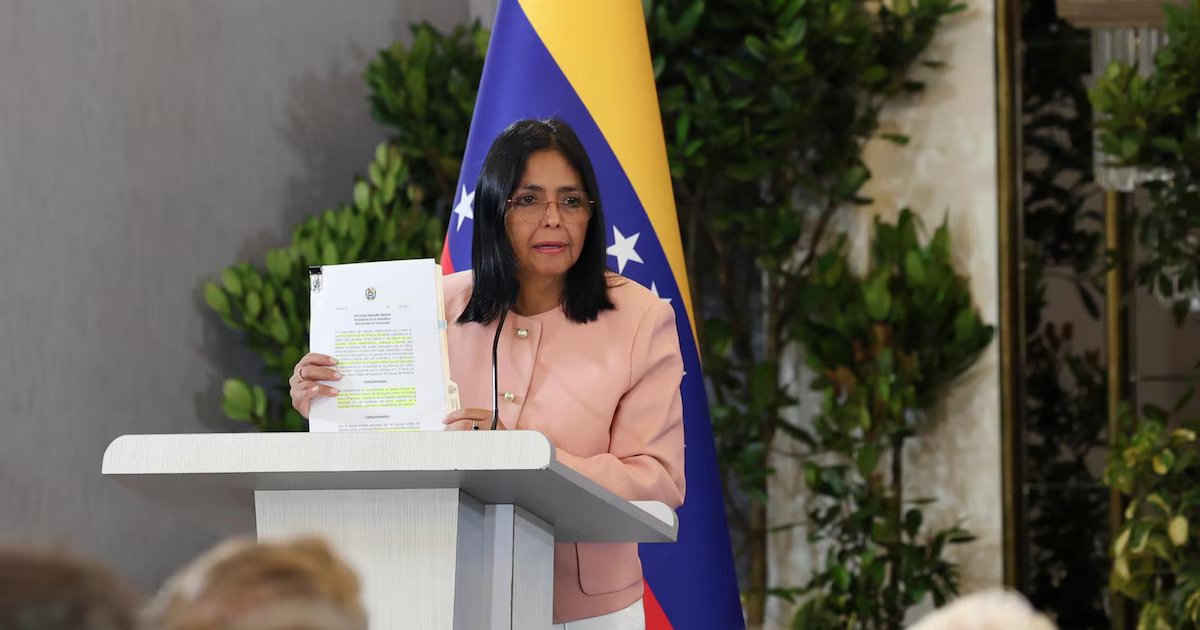 Delcy Rodríguez habría dialogado con Petro sobre Colombia; denunció “agresión criminal” de EE. UU. contra Venezuela