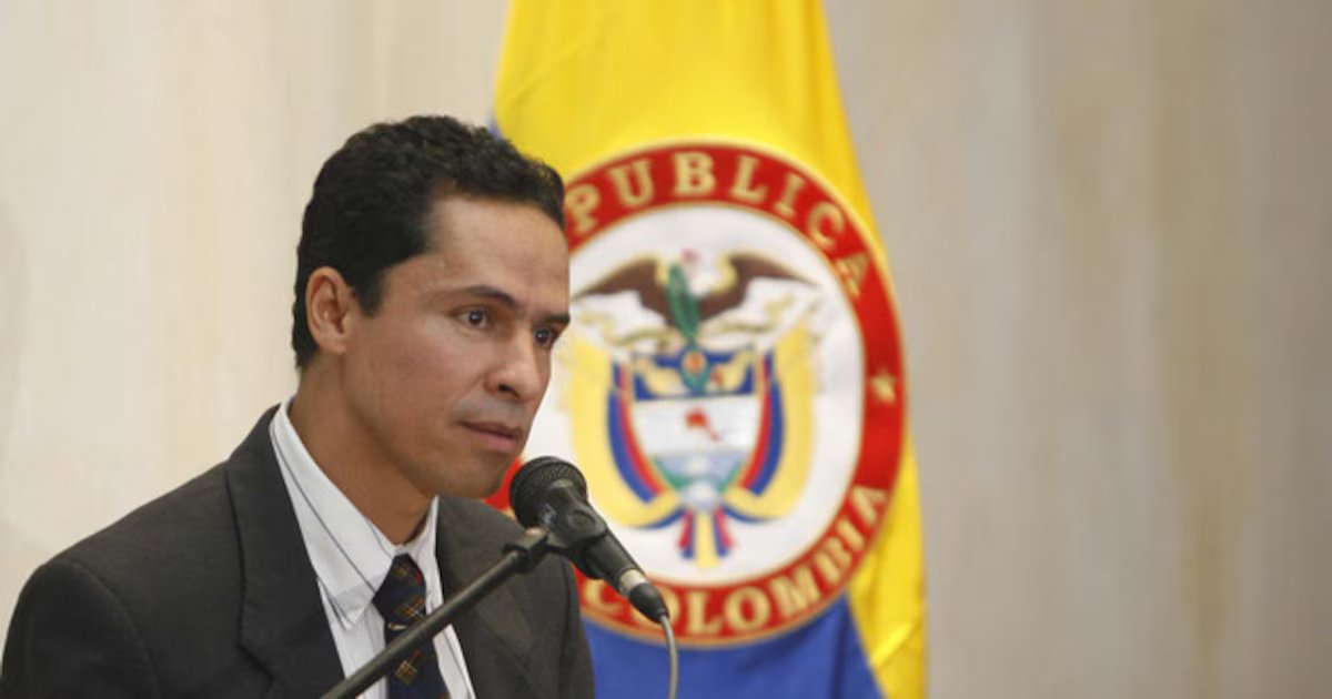 Demandan designación de René Guarín como director de la Dirección Nacional de Inteligencia: piden medidas cautelares urgentes