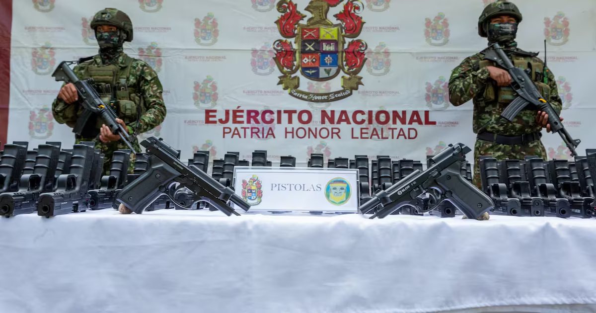 Ejército Nacional envió una comisión especial de la Inspección General a Barranquilla por armamento desaparecido: habría un mayor capturado