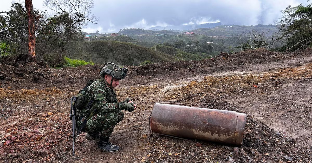 El Ejército Nacional destruye artefactos explosivos y un mecanismo de lanzamiento en Anorí, Antioquia