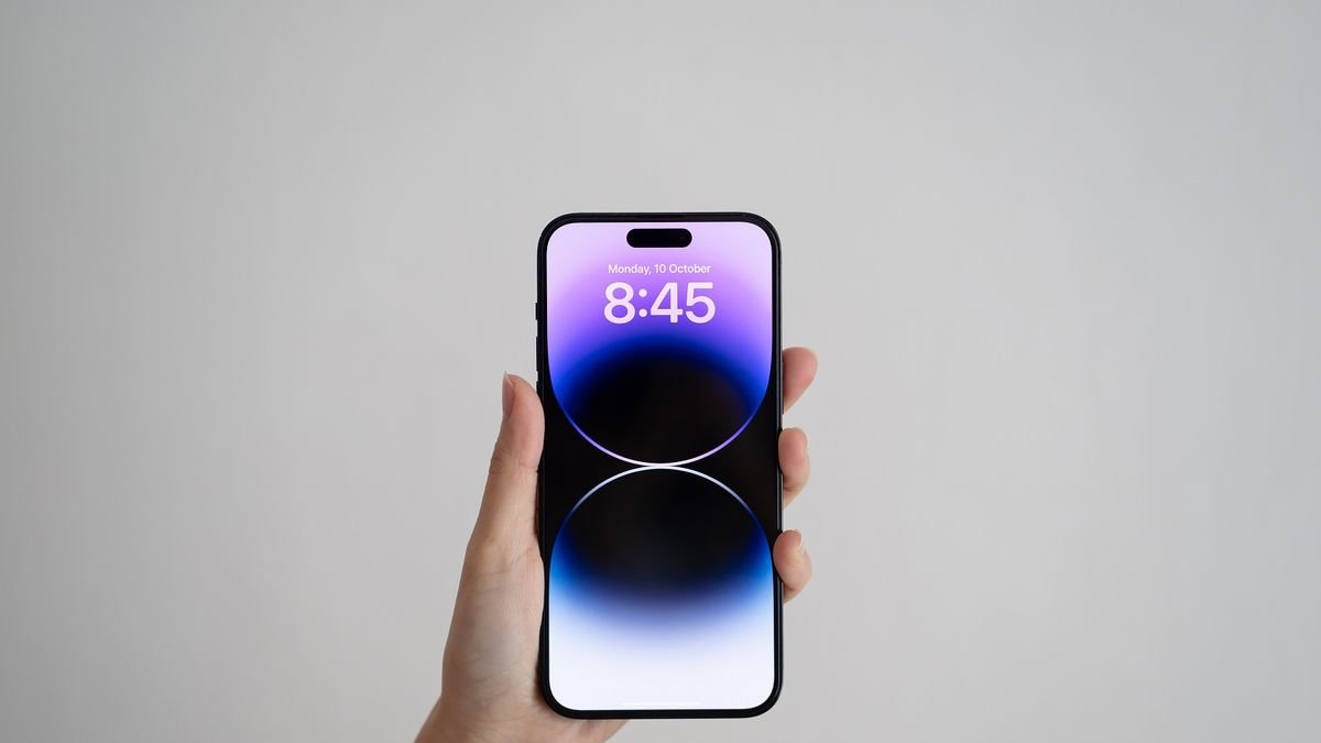 El iPhone 14 baja fuerte en Mercado Libre y queda con 40% de descuento en la tienda oficial