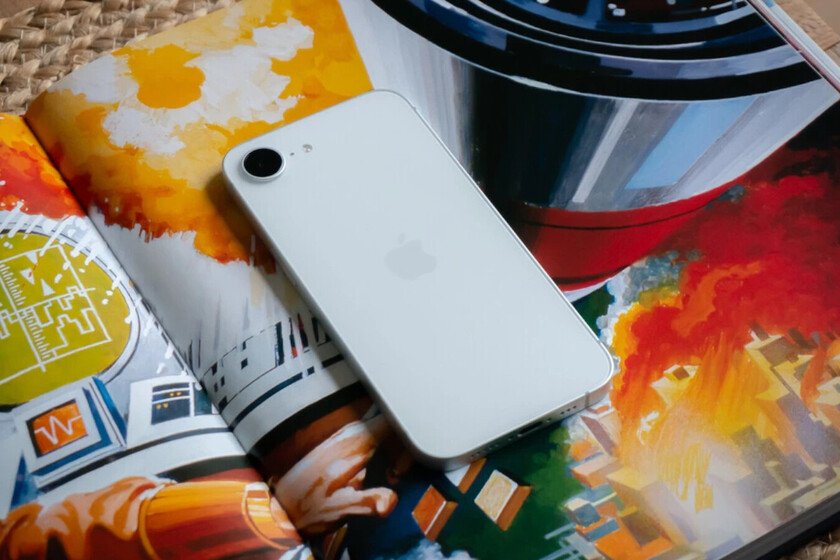 El iPhone con mejor relación calidad-precio está reacondicionado. Está casi como nuevo y pocas veces lo hemos visto tan barato.