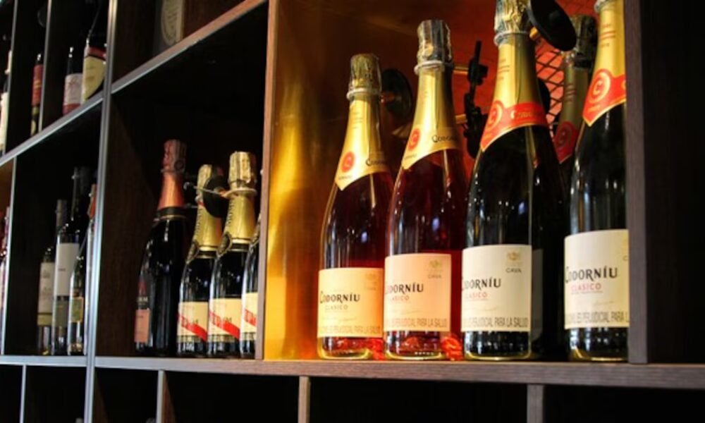 “El impuesto vuelve al punto original”: así impacta la suspensión de la emergencia económica en el precio del licor
