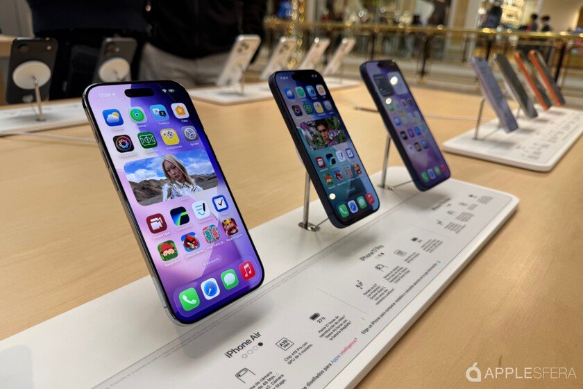 El sobrecoste de RAM hará que los fabricantes vendan menos móviles. Menos Apple, que tiene motivos para vender más iPhone