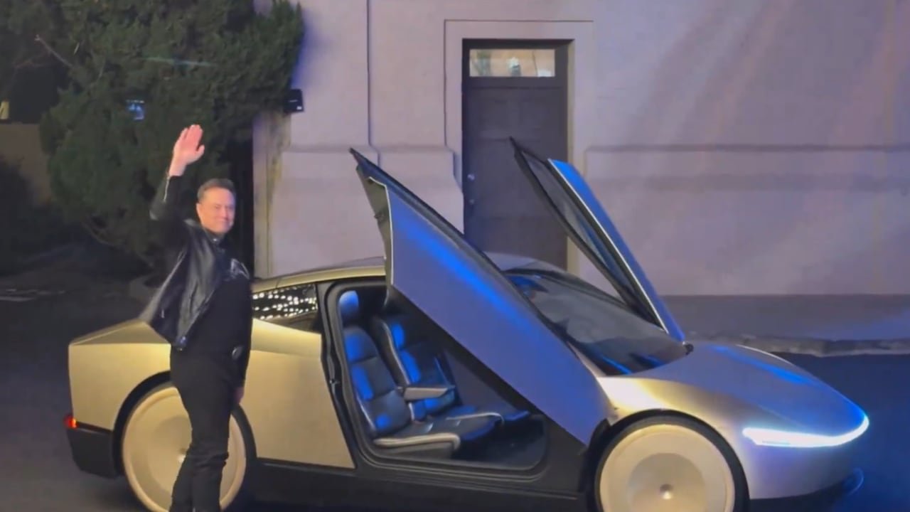 Elon Musk contradice caída en ventas de Tesla y asegura que la producción de vehículos va en alza