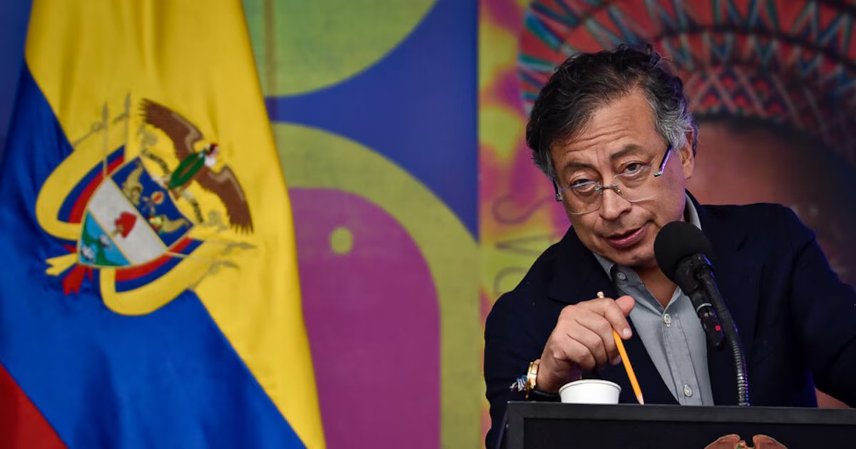 En consejo de ministros, Petro planteó liquidar EPS intervenidas tras concepto que permite usar la UPC para cubrir deudas anteriores