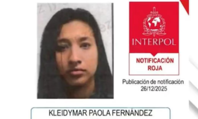 Esta es la circular roja de Interpol para la captura de Kleidymar Fernández, la mujer del disfraz azul, vinculada con asesinato de Jaime Esteban Moreno