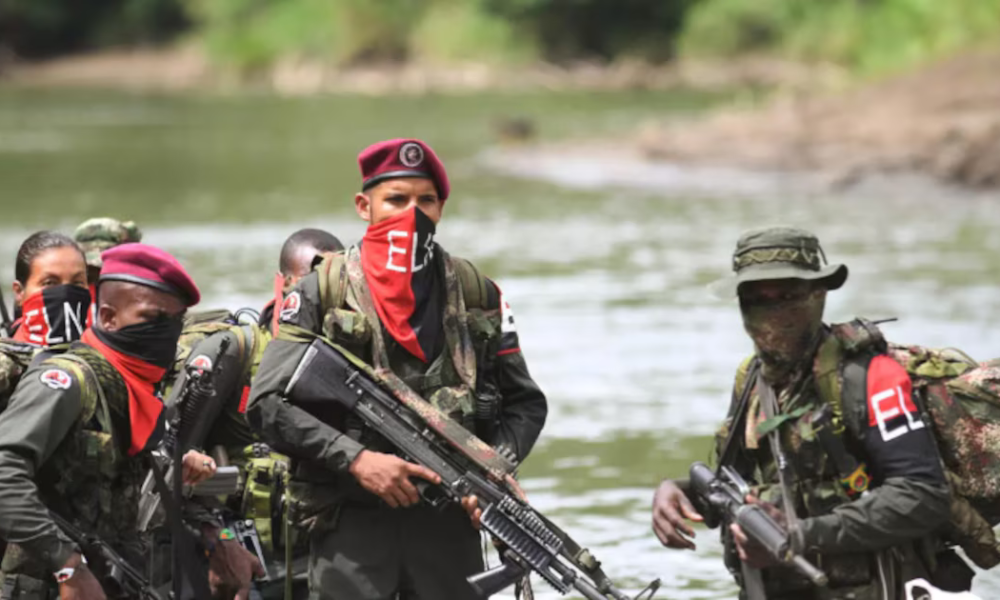 Estados Unidos, Venezuela y Colombia estarían coordinando una operación militar contra el ELN en territorio venezolano