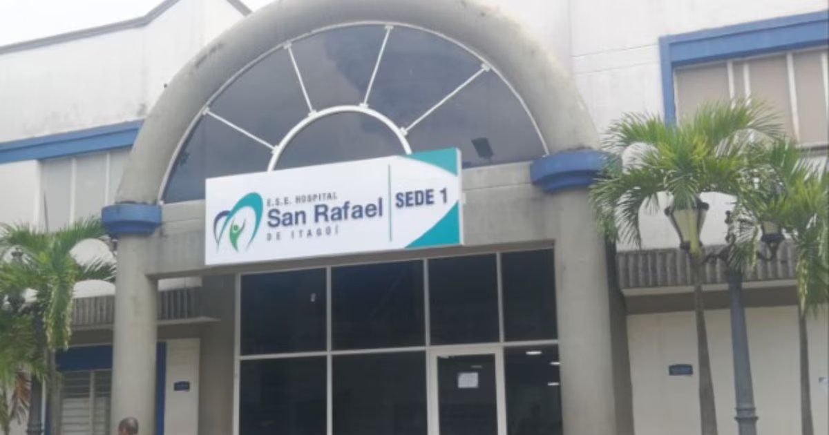 Gerente de hospital en Itagüí rompe en llanto y expone millonarias deudas de las EPS que afectan al personal de salud
