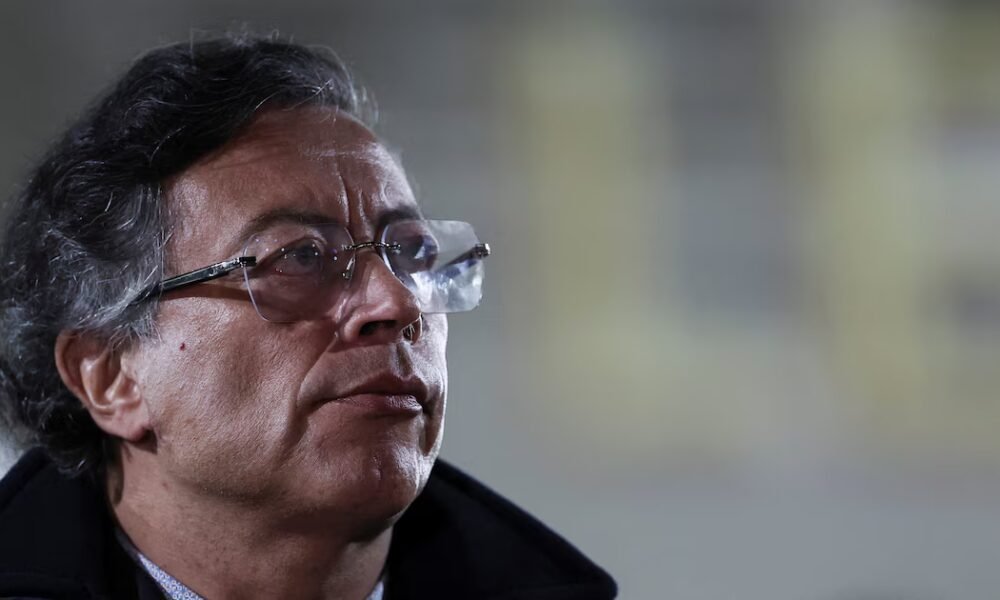“Han atacado a Venezuela; bombardean con misiles”: Petro alerta por ataques a Caracas y pide acción internacional