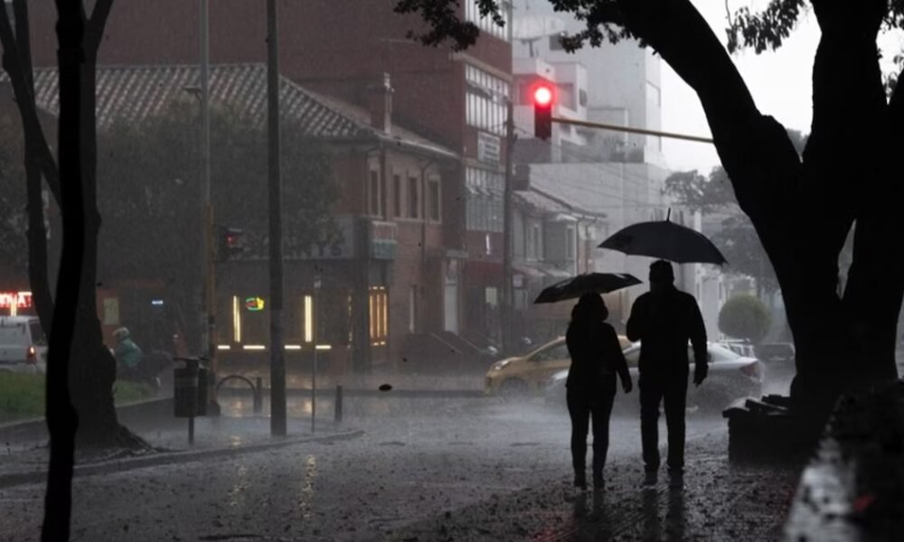 IDEAM prevé lluvias persistentes en varias regiones del país entre el 14 y el 16 de enero, con alertas por deslizamientos