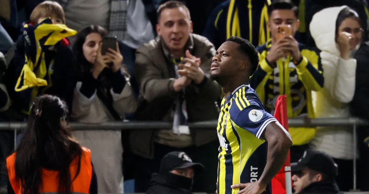 Jhon Jáder Durán volvió a ser figura con el Fenerbahce: así fue el gol para clasificar a la final de la Supercopa de Turquía