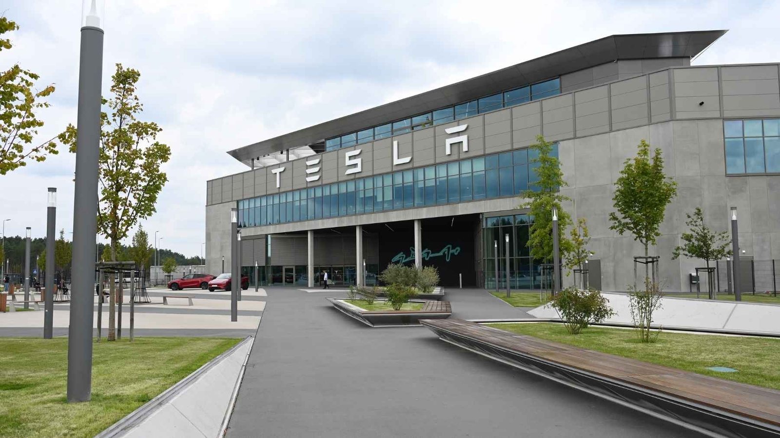Tesla Volkswagen