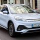 La marca china de coches BYD se empieza a 'comer' a Tesla en número de ventas