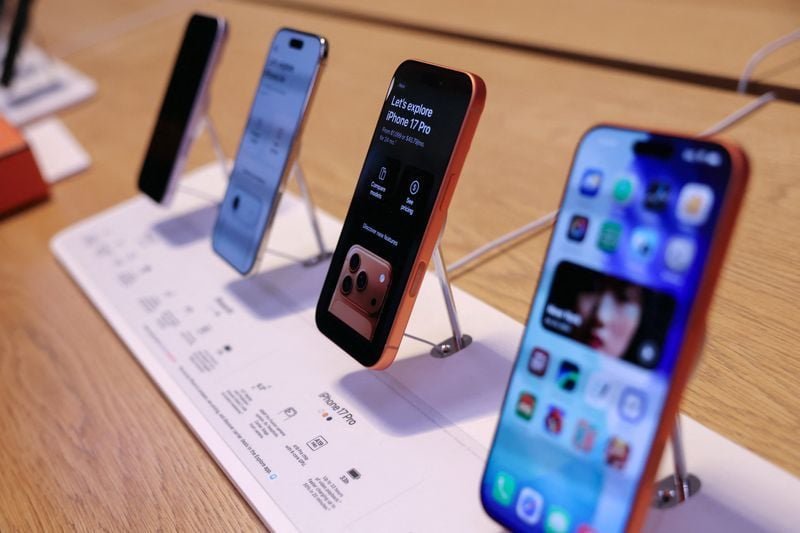 Las fuertes ventas del iPhone impulsan el trimestre navideño de Apple, el acuerdo de IA con Google en el centro de atención