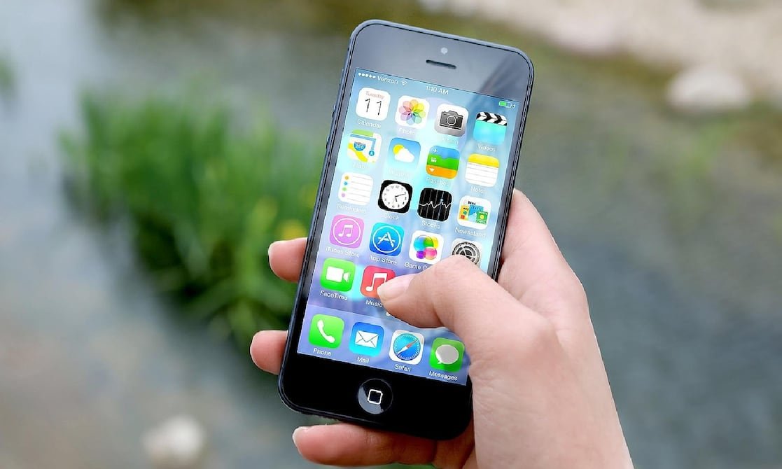 Las increíbles nuevas funciones del iPhone que llegan en 2026: mejoras en IA y actualizaciones para iOS 26.4 e iOS 27 | Doctor Tecno | La Revista
