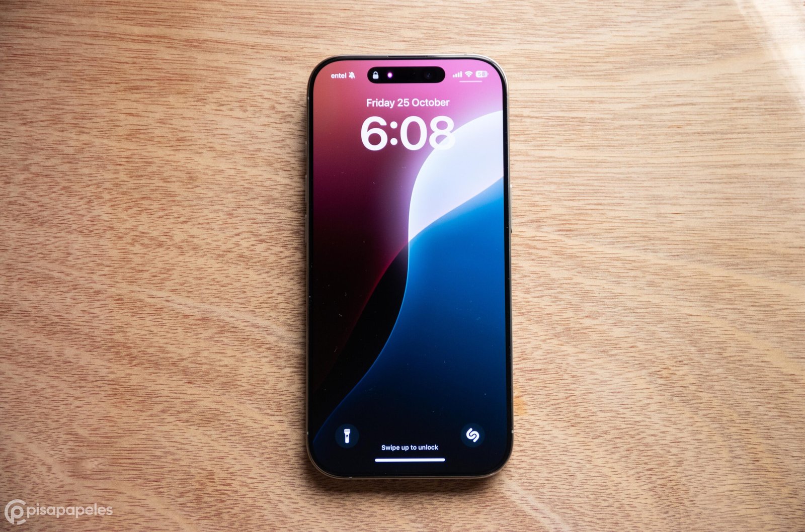 Los iPhone 18 Pro y 18 Pro Max usarán pantallas LTPO+ OLED con FaceID bajo la pantalla