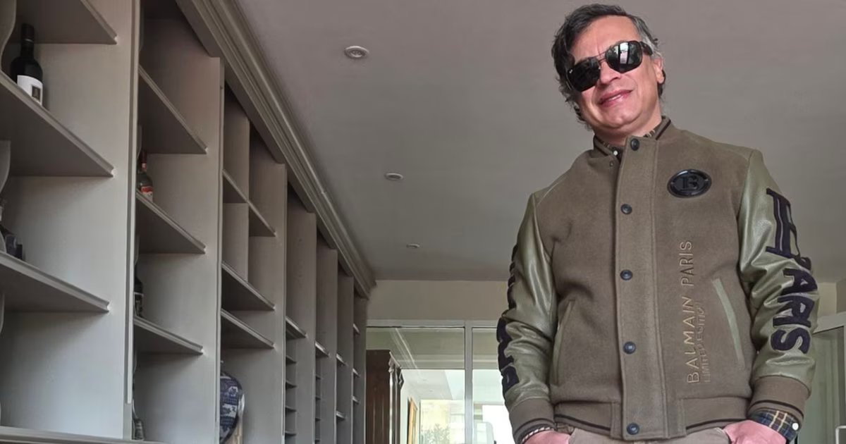 Los lujosos gastos de Gustavo Petro vuelven a generar polémica: ahora por una chaqueta edición limitada de Balmain