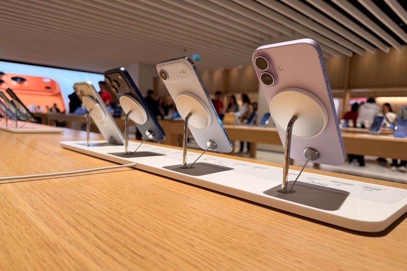 Los precios de la memoria están descontrolados. Según Kuo, Apple prepara un escudo para que el iPhone 18 no cueste ni un euro más