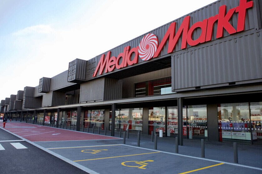 MediaMarkt comienza a liquidar iPhone de la actual y de la anterior generación en su outlet