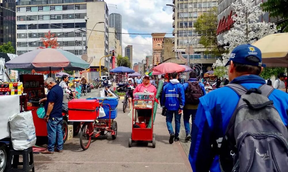 Ministerio de Trabajo inició proceso administrativo contra dos empresas por presunta explotación laboral de vendedores informales
