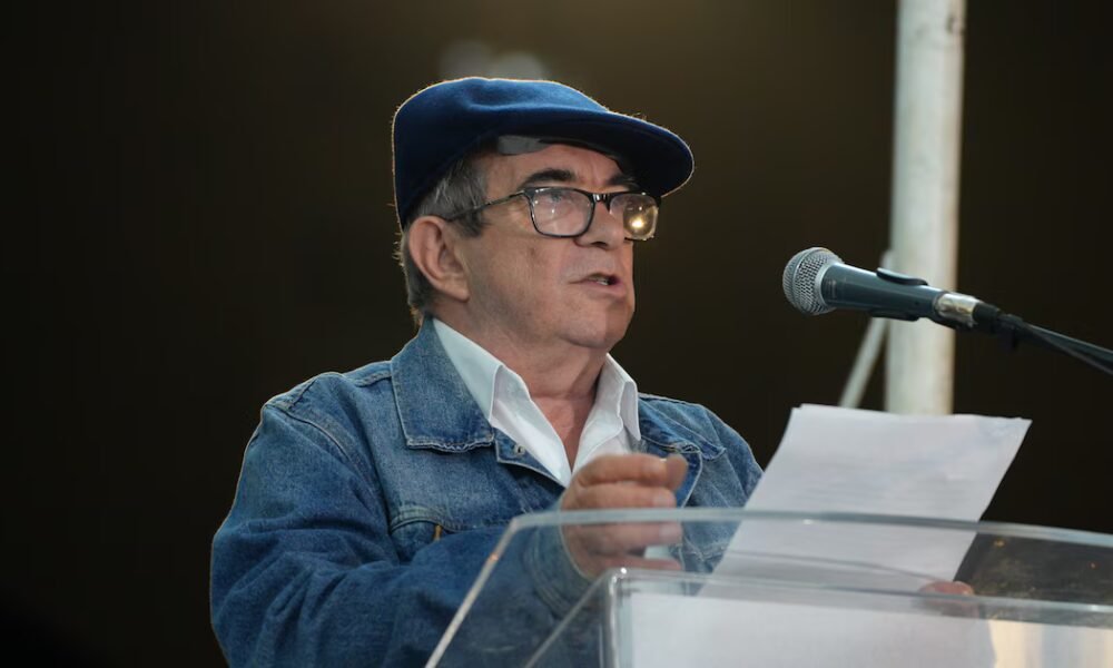 “No salimos del asombro”: Rodrigo Londoño pide a Petro revertir eliminación de subdirección de la UNP para firmantes