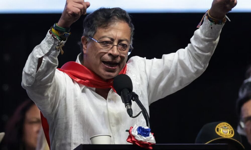 Petro respondió a Trump y afirmó que volvería a la guerrilla para defender a Colombia: “Por la Patria tomaré de nuevo las armas”
