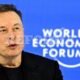 Planea Tesla vender robots Optimus al público el próximo año