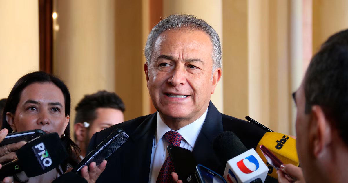 Presunta candidatura de Óscar Naranjo a la Presidencia tomaría fuerza con eventual respaldo de Juan Manuel Santos