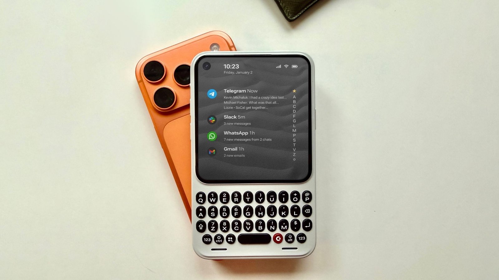 Se presenta 'Clicks Communicator': ¿lo llevarás con tu iPhone?