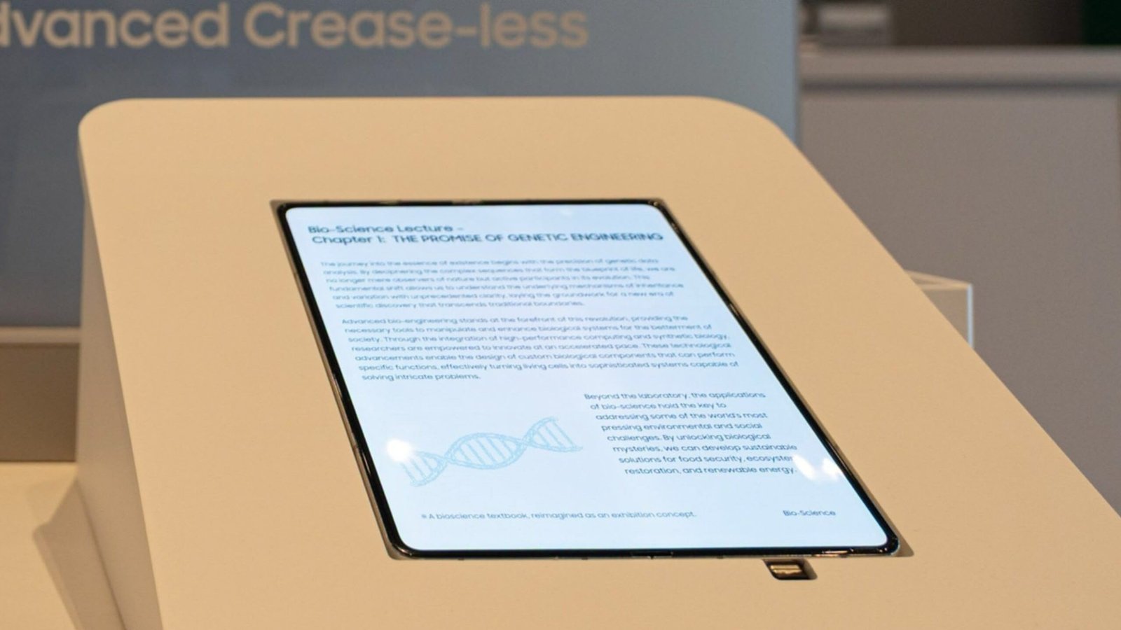 Tecnología de pantalla plegable sin arrugas para iPhone descubierta en CES 2026
