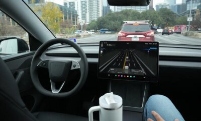 Tesla lanza viajes en robotaxi sin conductor en Austin