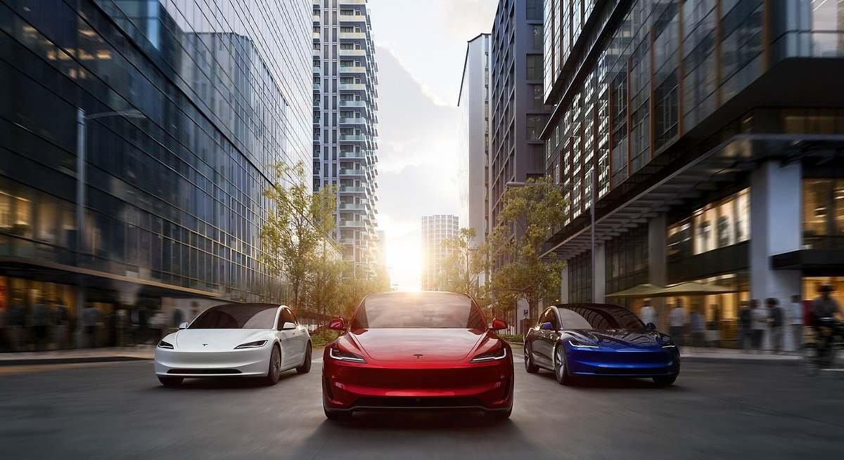 Tesla prueba en España su sistema de conducción Full Self-Driving supervisado antes de su posible llegada a Europa