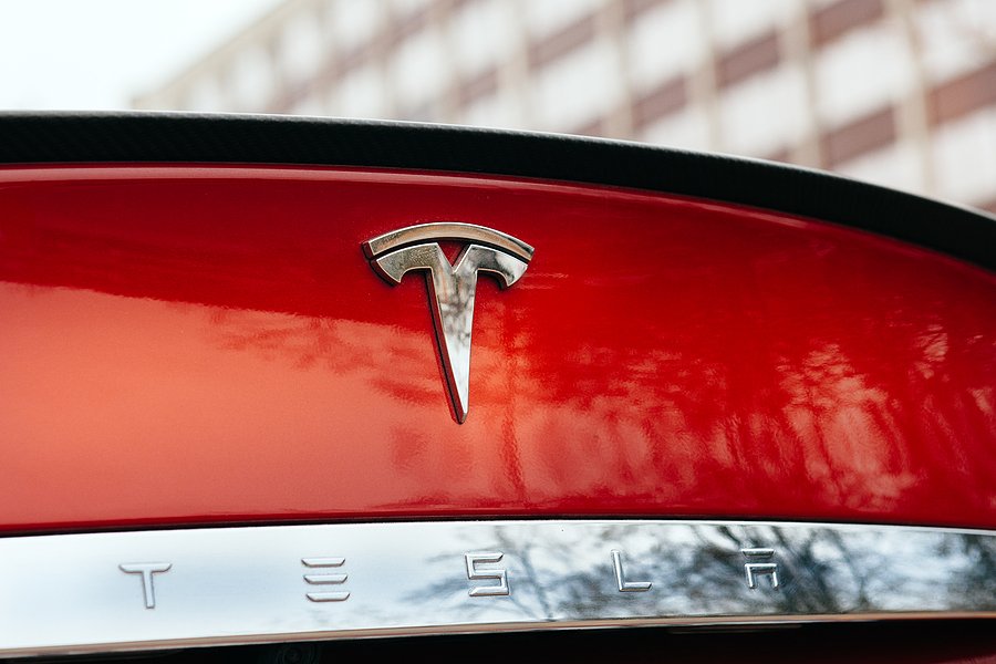 tesla europa