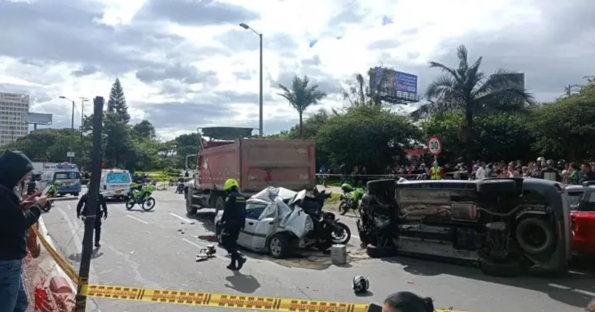 Testimonio de conductor del vehículo que persiguió a ladrones después de un robo en la Avenida 68: “Sentí un impacto. La bolsa de aire se activó”