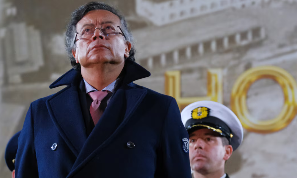 “#VictimasDeLaSaludDePetro”: asociación de pacientes responde a Petro por críticas al sistema de EPS privadas
