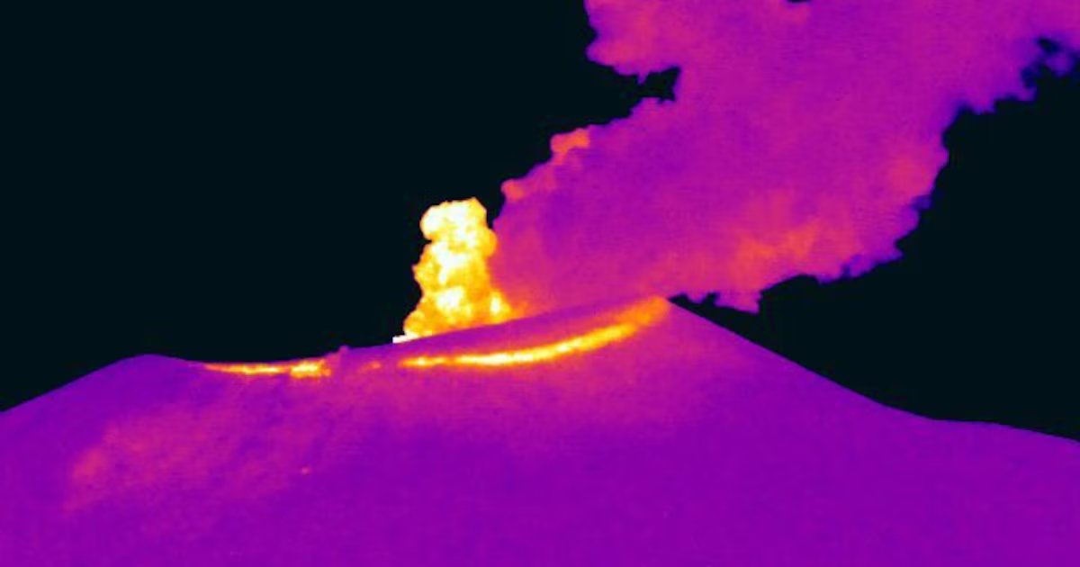 Volcán Puracé retorna a alerta amarilla; SGC detalla la desgasificación y su papel en el monitoreo volcánico