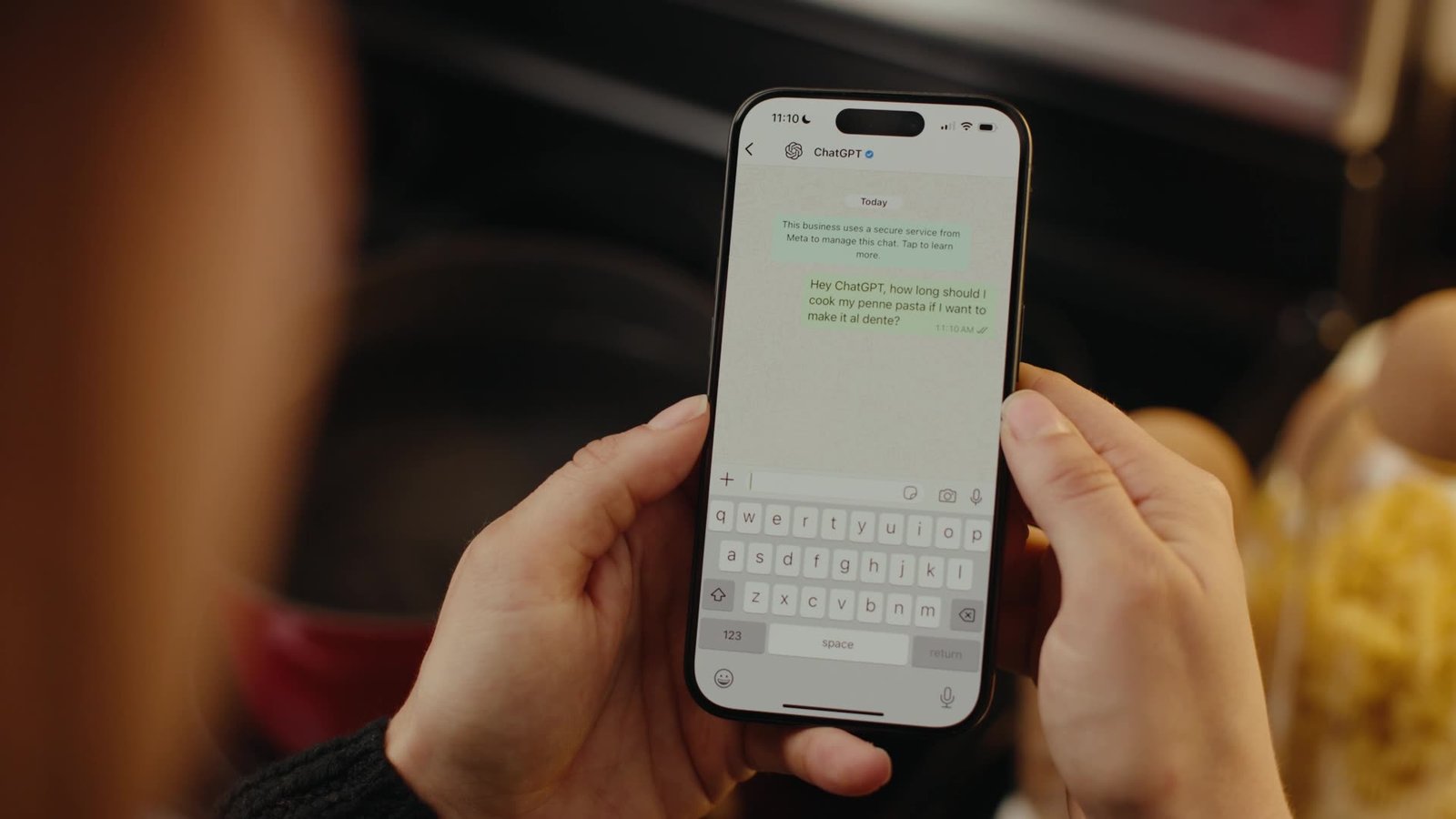 decenas de apps de IA están espiando tus chats y datos (y probablemente uses alguna)
