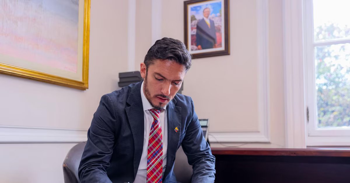 “‘Kakistocracia’ en la Casa de Nariño”: oposición ataca al Gobierno Petro por su gestión tras la salida de Juan Carlos Florián