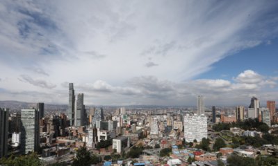 hay becas, premios y asesoría