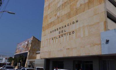 Juzgados administrativos de Barranquilla ordenan el embargo de cuentas bancarias de la Gobernación del Atlántico en litigio por omisión de honorarios