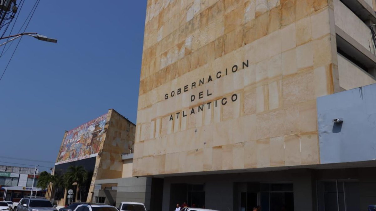 Juzgados administrativos de Barranquilla ordenan el embargo de cuentas bancarias de la Gobernación del Atlántico en litigio por omisión de honorarios
